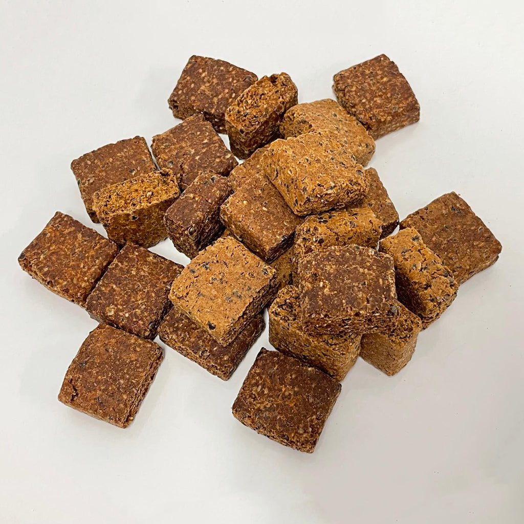 Performance Cookies | Muscle Growth and Repair | Post Exercise Treats for Horses 1 kg - HempPet.com.au